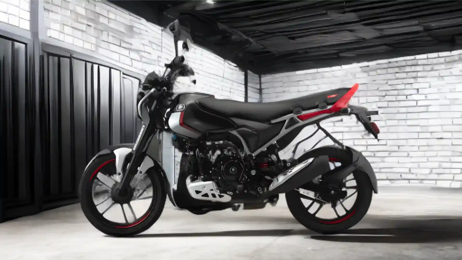 Bajaj Freedom 125: The World’s First CNG Bike with Dual-Fuel Intelligence